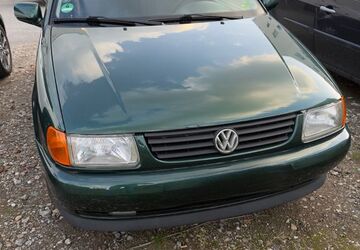 VW Polo 67.242 km 3.000 &euro; Dortmund 44135