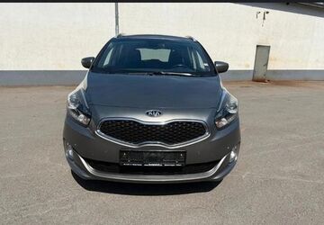 Kia Carens 205.000 km 3.999 &euro; Castrop-Rauxel 44577