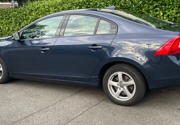 Volvo S60 156.800 km 8.700 &euro; Castrop-Rauxel 44575