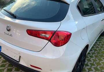 Alfa Romeo Giulietta 93.010 km 9.900 &euro; Sprockhövel, Stadt 45549