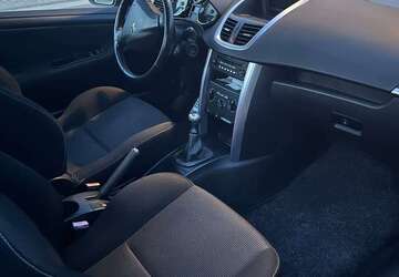 Peugeot 207 250.000 km 1.800 &euro; Lünen-Süd (Lünen) 44532
