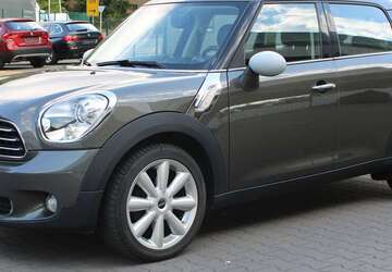 Mini Cooper D Countryman 144.610 km 7.390 &euro; Dortmund 44143