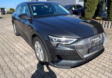 Audi e-tron 70.776 km 30.998 &euro; Datteln 45711