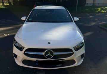 Mercedes-Benz A 180 91.850 km 20.000 &euro; Bottrop 46238