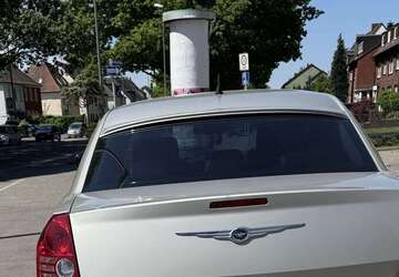 Chrysler 300C 270.000 km 4.000 &euro; Gladbeck 45966