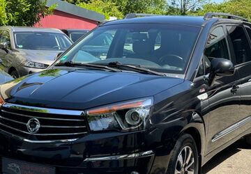 SsangYong Rodius 140.000 km 8.990 &euro; Castrop-Rauxel 44575
