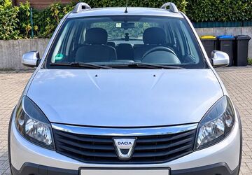 Dacia Sandero 123.000 km 3.750 &euro; Castrop Rauxel 44577