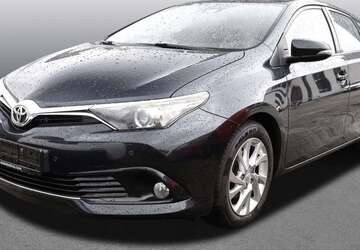 Toyota Auris 137.400 km 9.333 &euro; Marl 45772