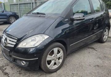 Mercedes-Benz A 160 120.000 km 2.600 &euro; Essen 45327