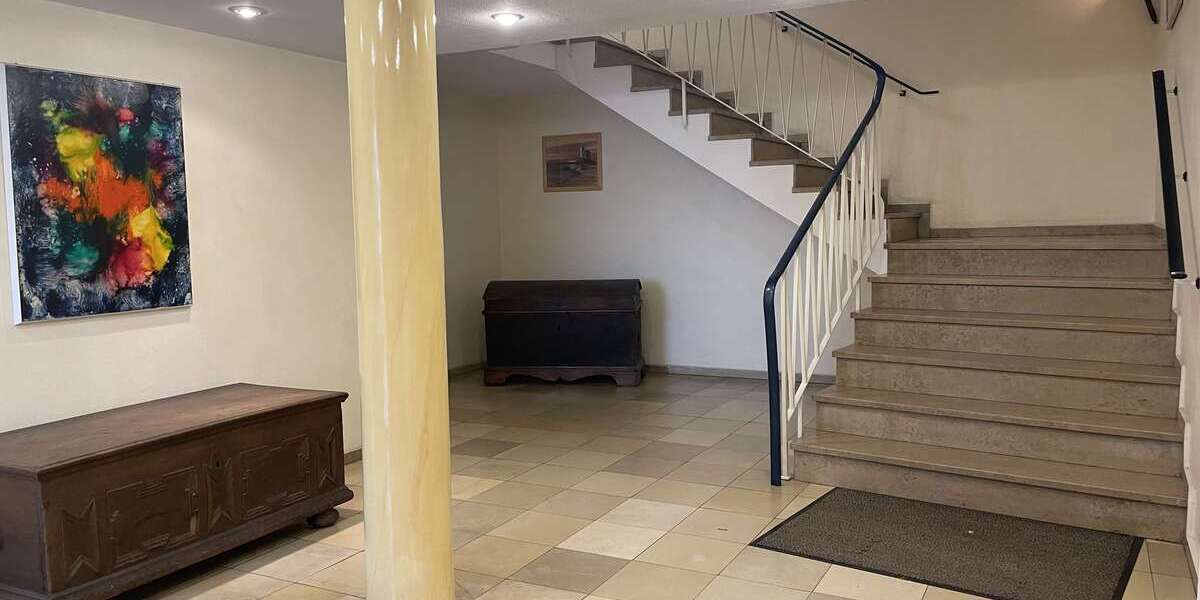 Etagenwohnung Essen Holsterhausen - 2 Zimmer, 75 m&sup2;, 830&euro; | Angebot:27292307
