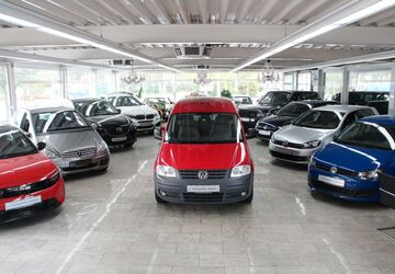 VW Caddy 305.000 km 2.490 &euro; Essen 45356